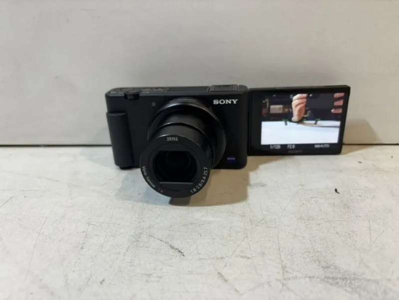 JPS Chartered Surveyors - Digital & IT Equipment Auction | Digital Vlogging Camera, LED Panel Lights, Pop Up Display Systems, Monitors, Printers, Headphones, HDMI Cables - Auction Image 1